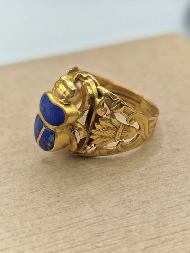 Bague 49 Bague scarabée gravée en émail et or jaune 58 Facettes CV-090