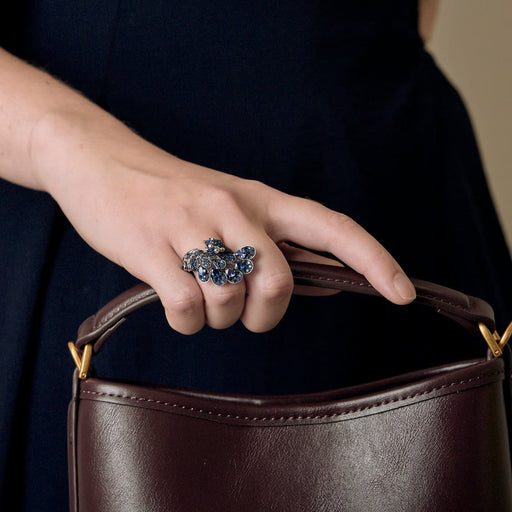 Bague 53 Boucheron Héra, Le Paon - Bague en or gris, saphirs et diamants 58 Facettes 58FC61