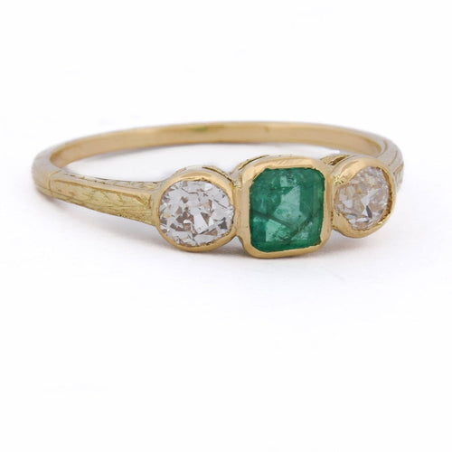 55 Bague vintage en or jaune 18 kt, émeraude et diamants 58 Facettes AN707 P8 (0969)