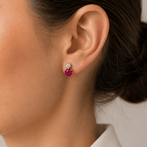 Boucles d'oreilles en or jaune 18 kt, rubis et diamants 58 Facettes OR253 '(0939)