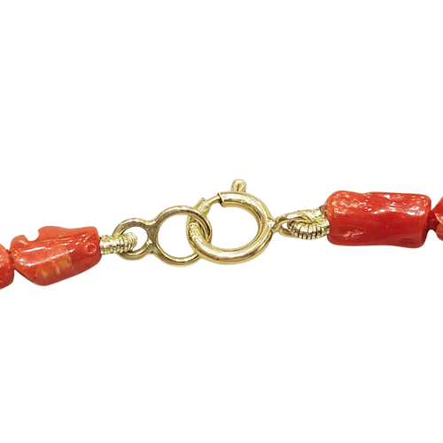 Collier en or 18 carats et corail rouge 58 Facettes COV1280