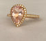 50 Bague halo en or rose 18K avec morganite poire et diamants 58 Facettes ring