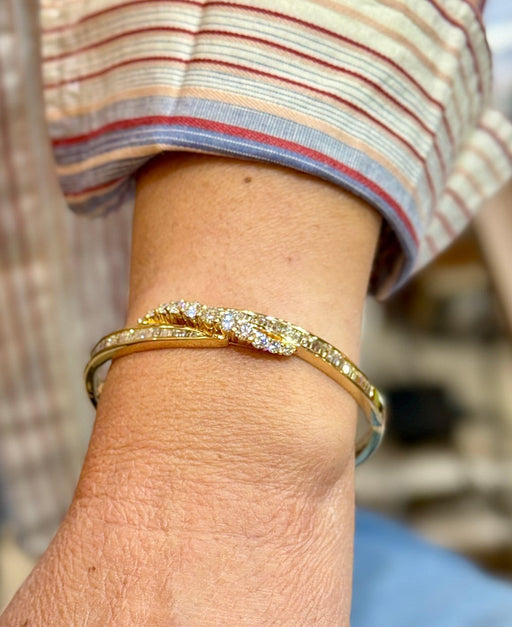 Bracelet jonc en or jaune 18 carats et diamants 58 Facettes 90952