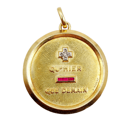 Augis - Pendentif médaille d'amour en or 18k, diamants et rubis 58 Facettes A07584