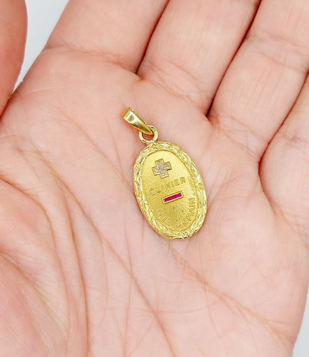 Augis - Pendentif médaille d'amour en or 18k, diamant et rubis 58 Facettes A07585