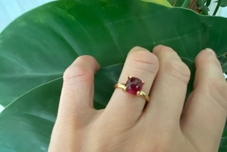 50 Tiffany & Co. Paloma Picasso - Bague en or jaune et tourmaline rubellite 58 Facettes ring