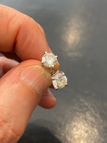 Puces d'oreilles - Boucles d'oreilles en or 750 et diamants 58 Facettes LP254