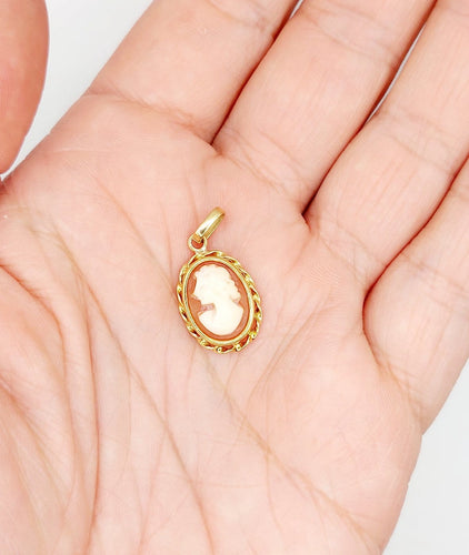 Pendentif vintage - Camée coquillage en or 18k 58 Facettes A07591
