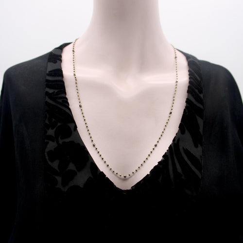 Collier Collier chaîne en or 14K et diamants noirs 58 Facettes 11167