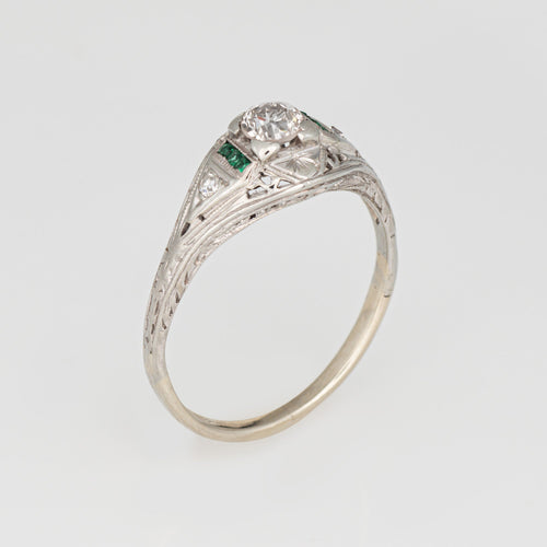 Bague 56 Art déco - Bague en or blanc 14k, diamants et émeraudes 58 Facettes G13877