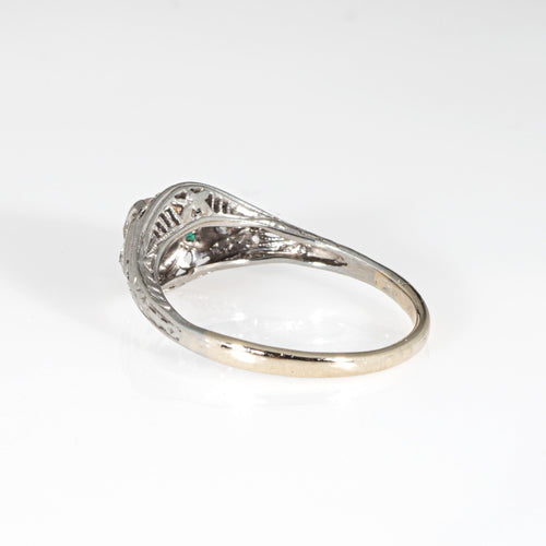 Bague 56 Art déco - Bague en or blanc 14k, diamants et émeraudes 58 Facettes G13877