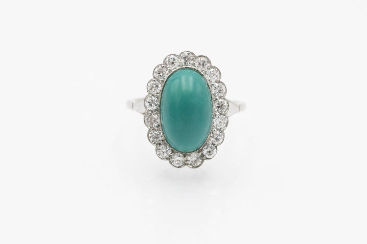 55 Bague ovale en platine avec turquoise et diamants 58 Facettes 12386A