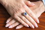 58 Bague en or blanc avec saphir naturel non traité et diamants 58 Facettes 13492