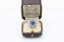 58 Bague en or blanc avec saphir naturel non traité et diamants 58 Facettes 13492