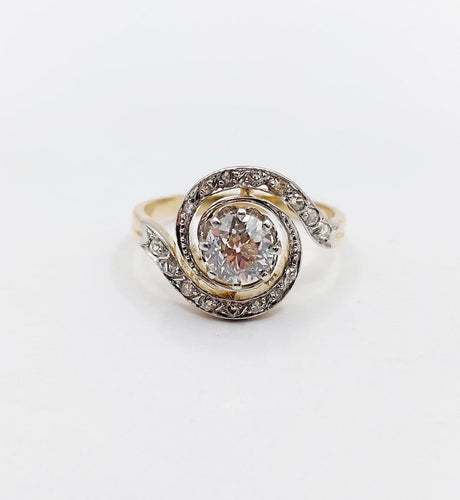54.5 Bague tourbillon en or 18k, platine et diamants 58 Facettes A07612