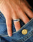 Bague 54 Guy Laroche - Bague bandeau « Ceinture » en or blanc 750, saphirs et diamants 58 Facettes C2259