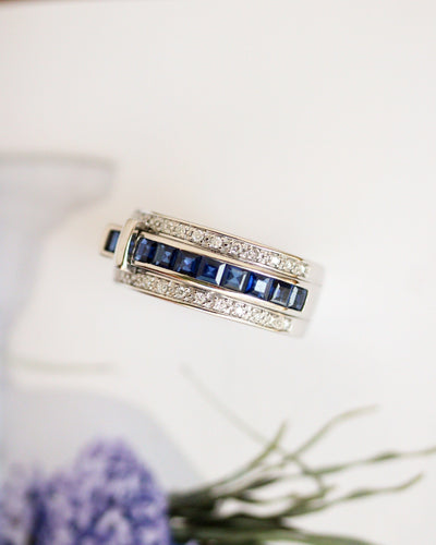 Bague 54 Guy Laroche - Bague bandeau « Ceinture » en or blanc 750, saphirs et diamants 58 Facettes C2259