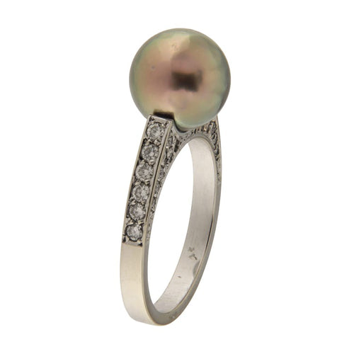 59 Bague vintage en or blanc avec diamants et perle de Tahiti 58 Facettes G3997