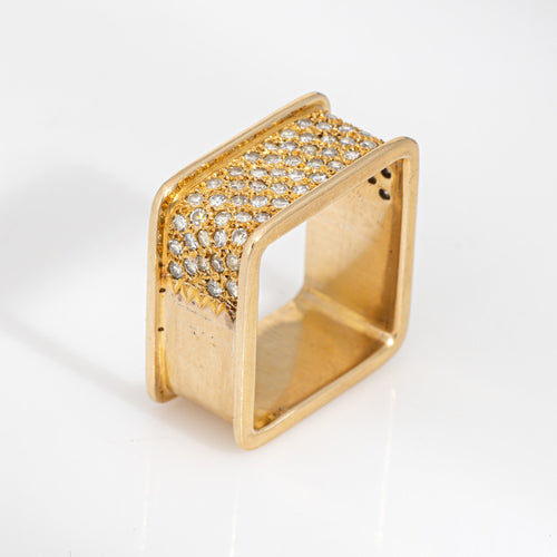 Bague 58 Bague bandeau carrée des années 1970 en or jaune 14k et diamants 58 Facettes G13949