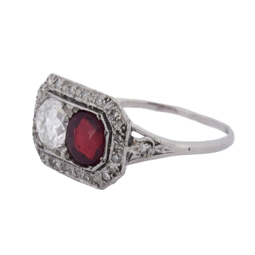 61 Bague Art déco en platine avec rubis et diamants 58 Facettes AN606 (00539)
