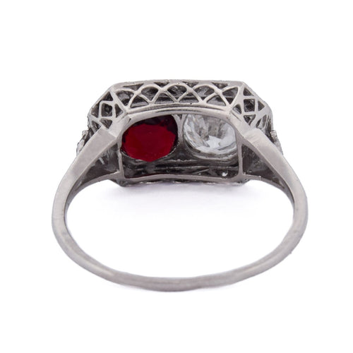 61 Bague Art déco en platine avec rubis et diamants 58 Facettes AN606 (00539)