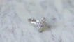 62 Bague marquise ancienne en or blanc et diamants 58 Facettes
