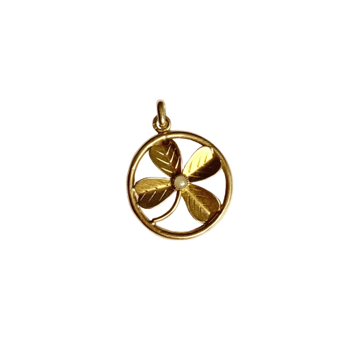 Pendentif trèfle ancien en or jaune et perle 58 Facettes
