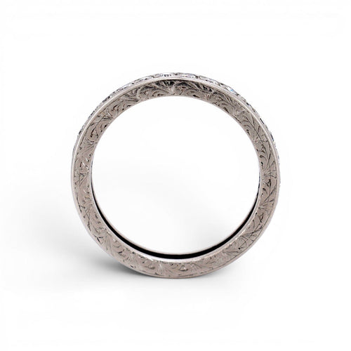 53 Art déco - Bague d'éternité en platine et diamants 58 Facettes RI-1066