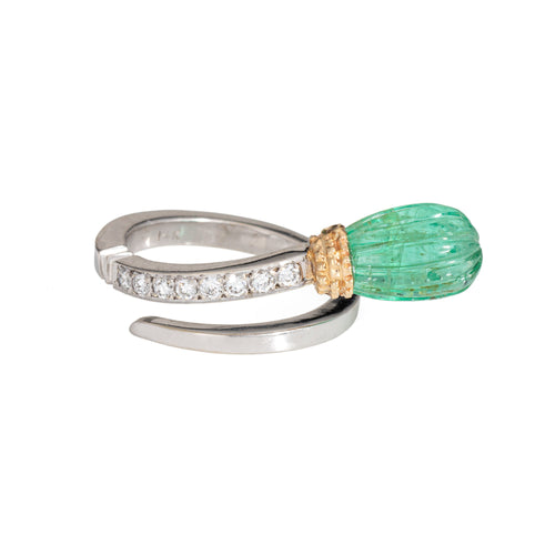 Bague Bague bypass en or blanc 14k avec émeraude cannelée et diamants 58 Facettes G13993