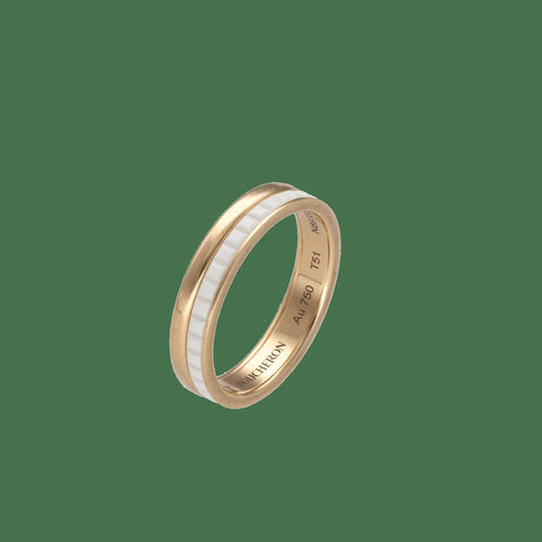51 Boucheron Quatre - Bague en or rose 18k et céramique blanche 58 Facettes FB11649