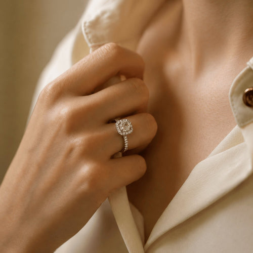 47 Solitaire - Bague en or gris et diamants 58 Facettes FB11790