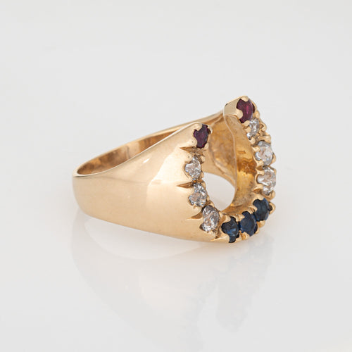 Bague Bague fer à cheval vintage en or jaune 14k, diamants, saphirs et rubis 58 Facettes G14035