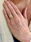 Bague 53 Bague marguerite - Saphir jaune et diamants en or gris 18 carats 58 Facettes B365