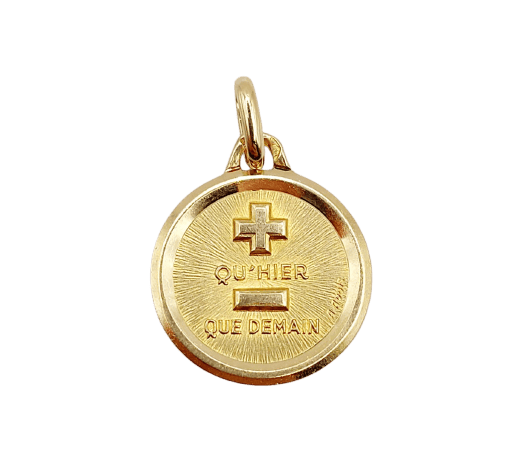 Augis - Pendentif médaille d'amour en or 18k 58 Facettes A07651