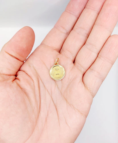 Augis - Pendentif médaille d'amour en or 18k 58 Facettes A07651