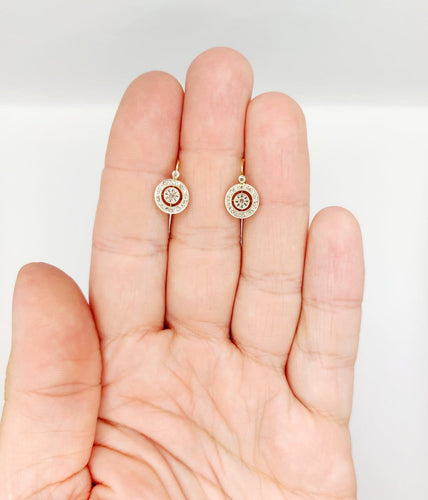 Dormeuses cible Art déco - Boucles d'oreilles en or 18k, platine et diamants 58 Facettes A07499