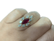 Bague marquise en or jaune 18K, rubis et diamant