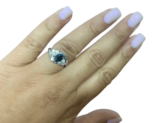Art déco - Bague en or blanc, saphir de Ceylan et diamants