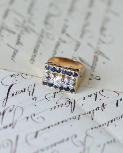 53 Tank - Bague en or rose, platine, diamant coussin et saphirs 58 Facettes
