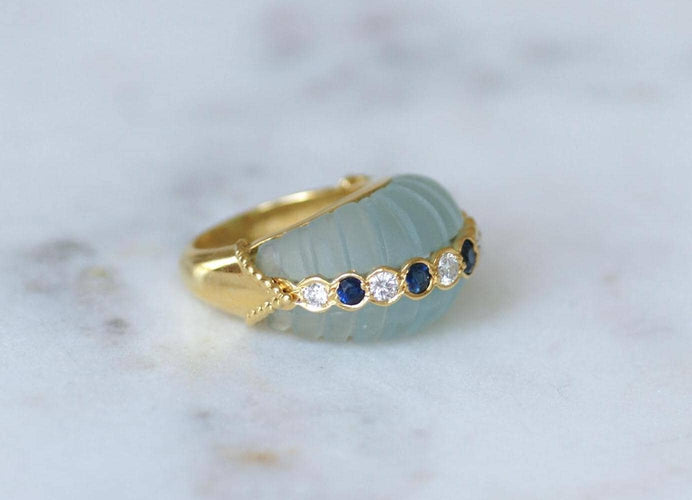 51 Jean & Pierre Bellin - Bague boule en or jaune, aigues-marines, diamants et saphirs 58 Facettes