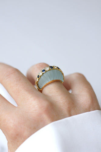 51 Jean & Pierre Bellin - Bague boule en or jaune, aigues-marines, diamants et saphirs 58 Facettes