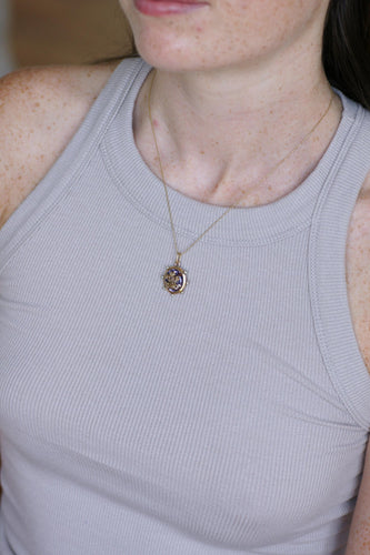 Pendentif ancien Pays de Galles en or rose, améthyste, perles et diamants 58 Facettes