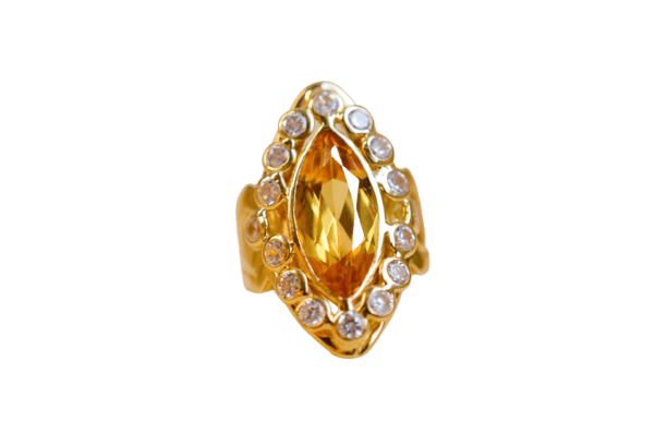 Bague Bague marquise en or jaune 18 carats avec saphir jaune synthétique 58 Facettes 3121