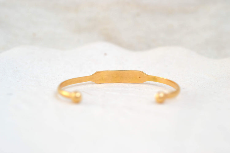 https://cdn.shopify.com/s/files/1/0963/7950/2920/files/Bracelet-jonc-petit_666daa0f-a1fb-446c-835b-2f41da866008.jpg?v=1779375706