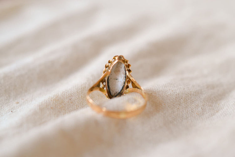 51 Bague marquise sainte en or jaune 18 carats 58 Facettes Ref3073