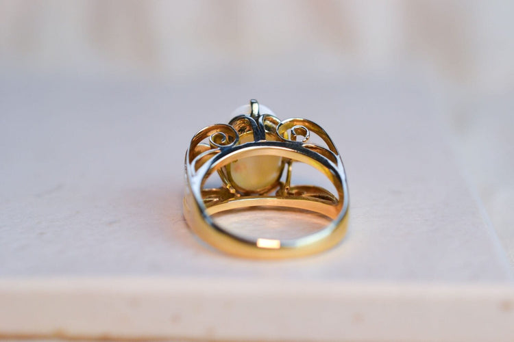51 Bague opale cabochon en or jaune 58 Facettes 3763