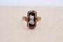 54 Bague camée en or rose 18 carats et perles 58 Facettes 3931