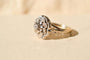 52 Bague fleur en or blanc et diamants 58 Facettes 3971