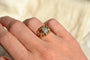 51 Bague Art déco style Tank en or blanc, or jaune et diamants 58 Facettes 4075