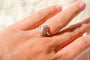 56 Bague marquise en or bicolore 18 carats et rubis 58 Facettes 4138